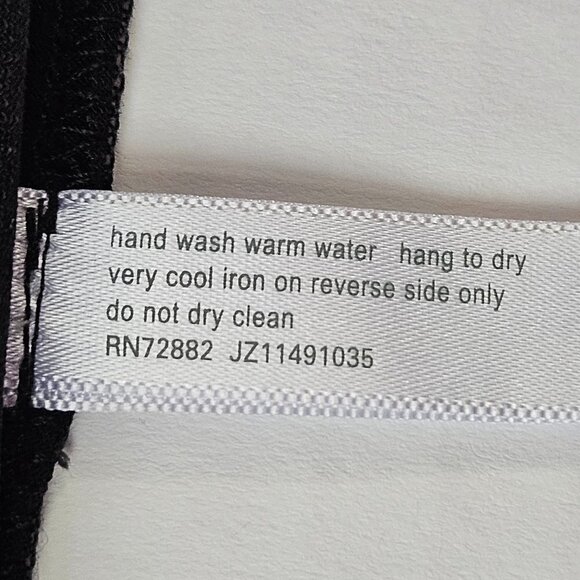 FASHION BUG SEQUINED NECK AND HEMLINE BLACK WOMEN'S PARTY/EVENING DRESS SZ 12 - Picture 7 of 7